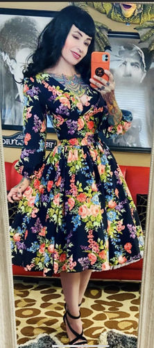 Customer photo review of Bawdy Cropped Blouse in Black Vintage Floral - Vixen by Micheline Pitt