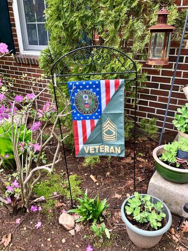 Customer photo review of US Army Rank Army Veteran Garden Flag Double-sided Print