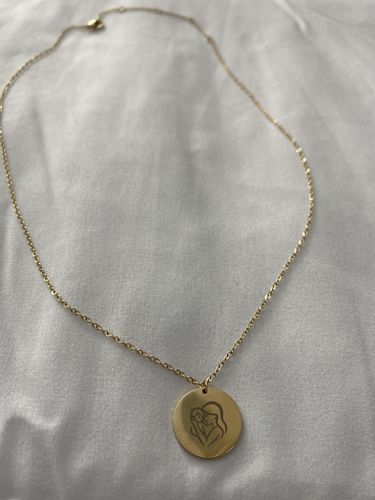 Customer photo review of LOVE FAMILY ILLUSTRATIONS NECKLACE