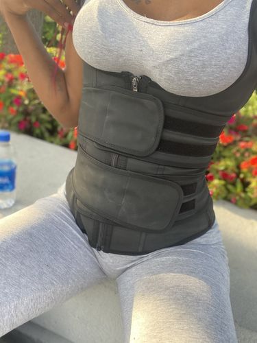 Customer photo review of LUX LATEX VEST - DOUBLE BELT