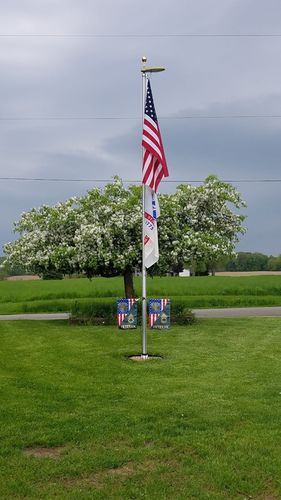 Customer photo review of US Army Rank Army Veteran Garden Flag Double-sided Print