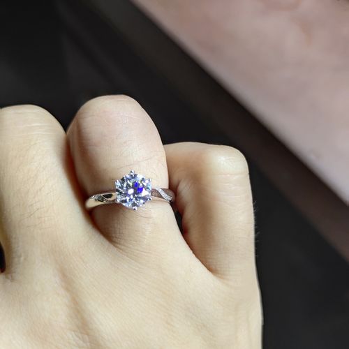 Customer photo review of Moissanite Series Fashion Six Prong Sterling Silver Ring