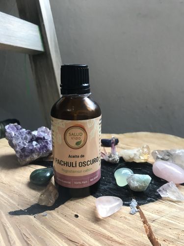 Customer photo review of Aceite esencial raiz de pachuli oscuro (Dark Patchoulli)