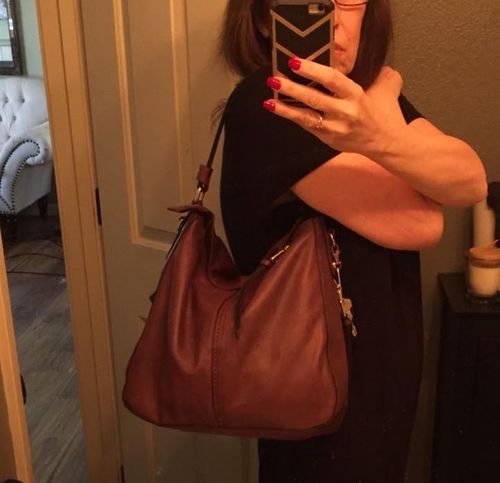 Customer photo review of Premium Hobo Handbag [2020 New Arrivals With GIFT]