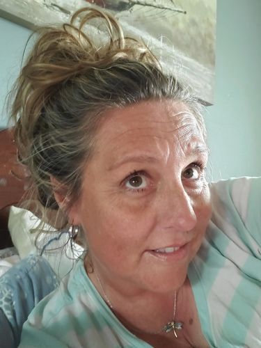 Customer photo review of Top Knot Ponytail Holder