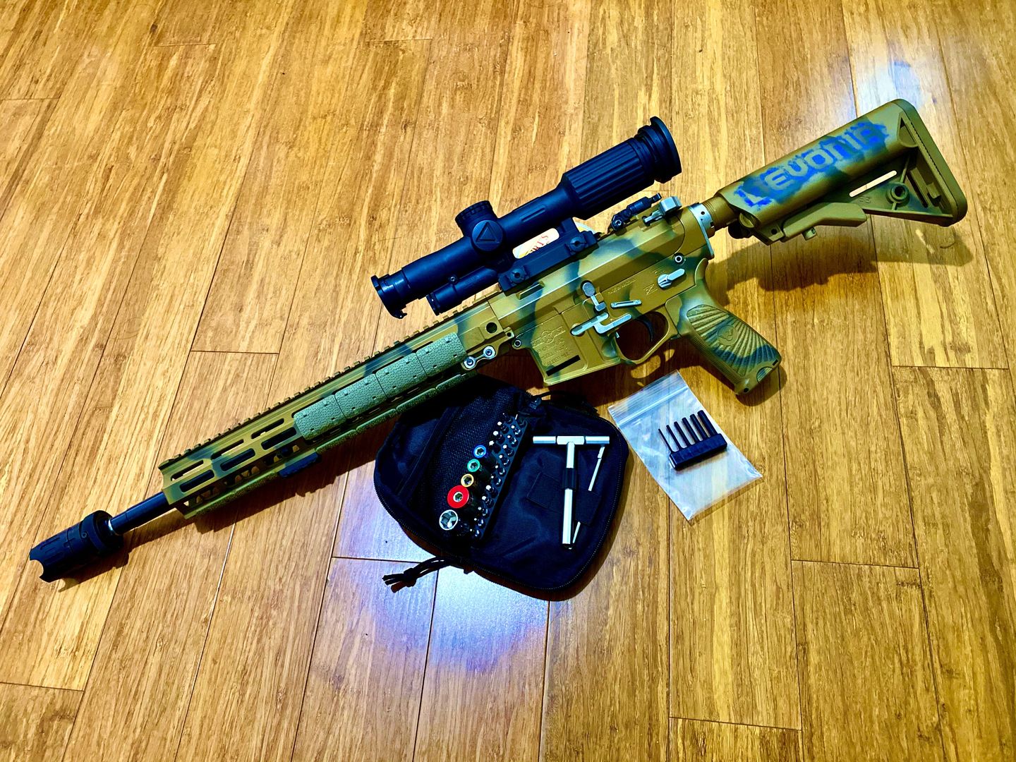 Customer photo review of 65, 45, 25 & 15 Inch Lbs Kit With Deluxe Case, T-Handle, and Extended Bit