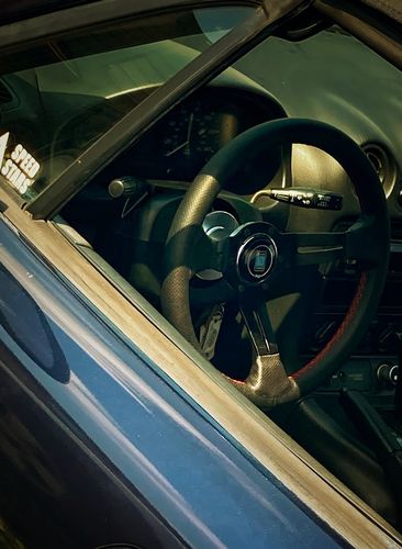 Customer photo review of 14" (350mm) Tokyo Toms ND Style steering Wheel Red Stitching