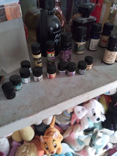 Customer photo review of Set of 5 5ml cobalt bottles