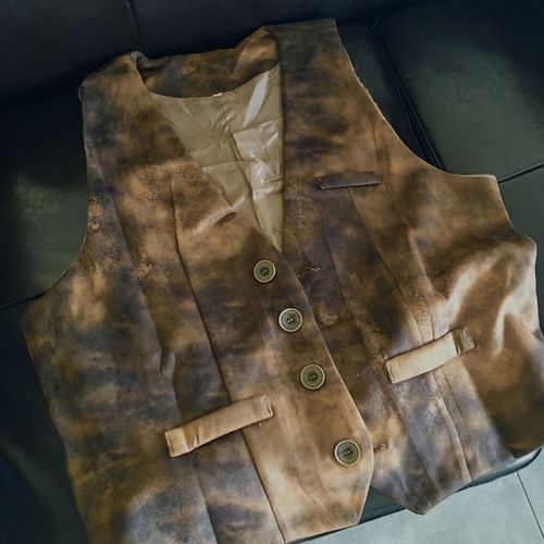 Customer photo review of Men's Vintage Casual Vest