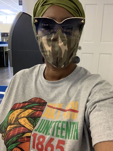 Customer photo review of Serizy Sunglasses