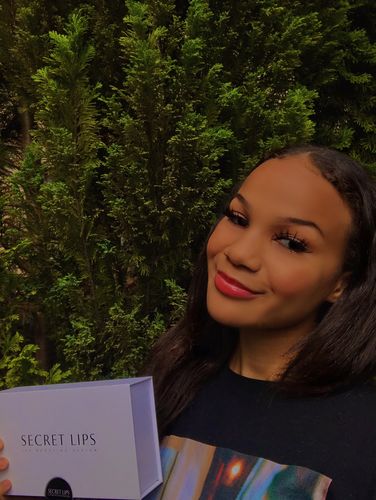 Customer photo review of LIP BOOSTING SYSTEM