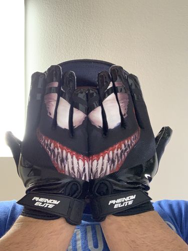 Customer photo review of VPS3: Villain Football Gloves