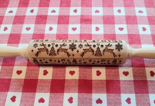 Customer photo review of Rouleau a Patisserie en bois avec motif de Noel