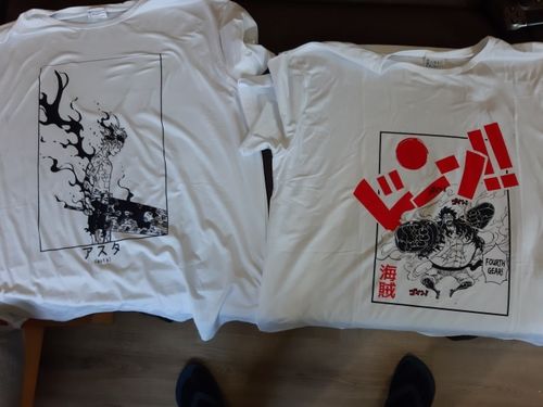 Customer photo review of Demon form Asta - Tee