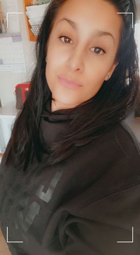 Customer photo review of 54 - Comfort Crop Hoodie