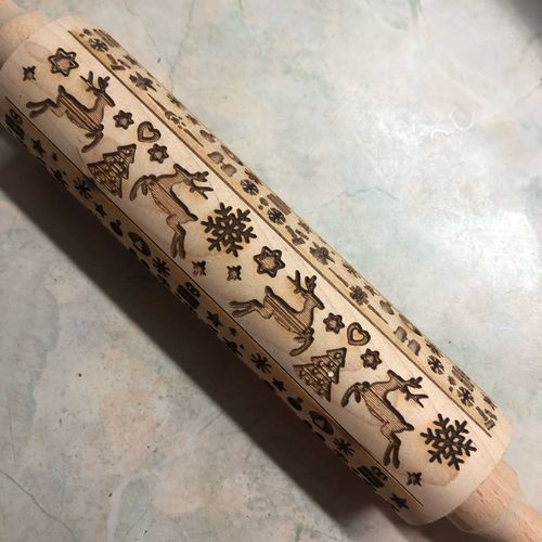 Customer photo review of Rouleau a Patisserie en bois avec motif de Noel