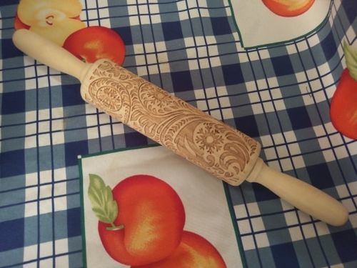 Customer photo review of Rouleau a Patisserie en bois avec motif de Noel