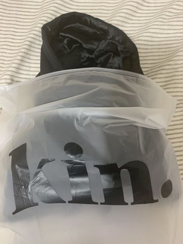 Customer photo review of All Black Pullover - Thin