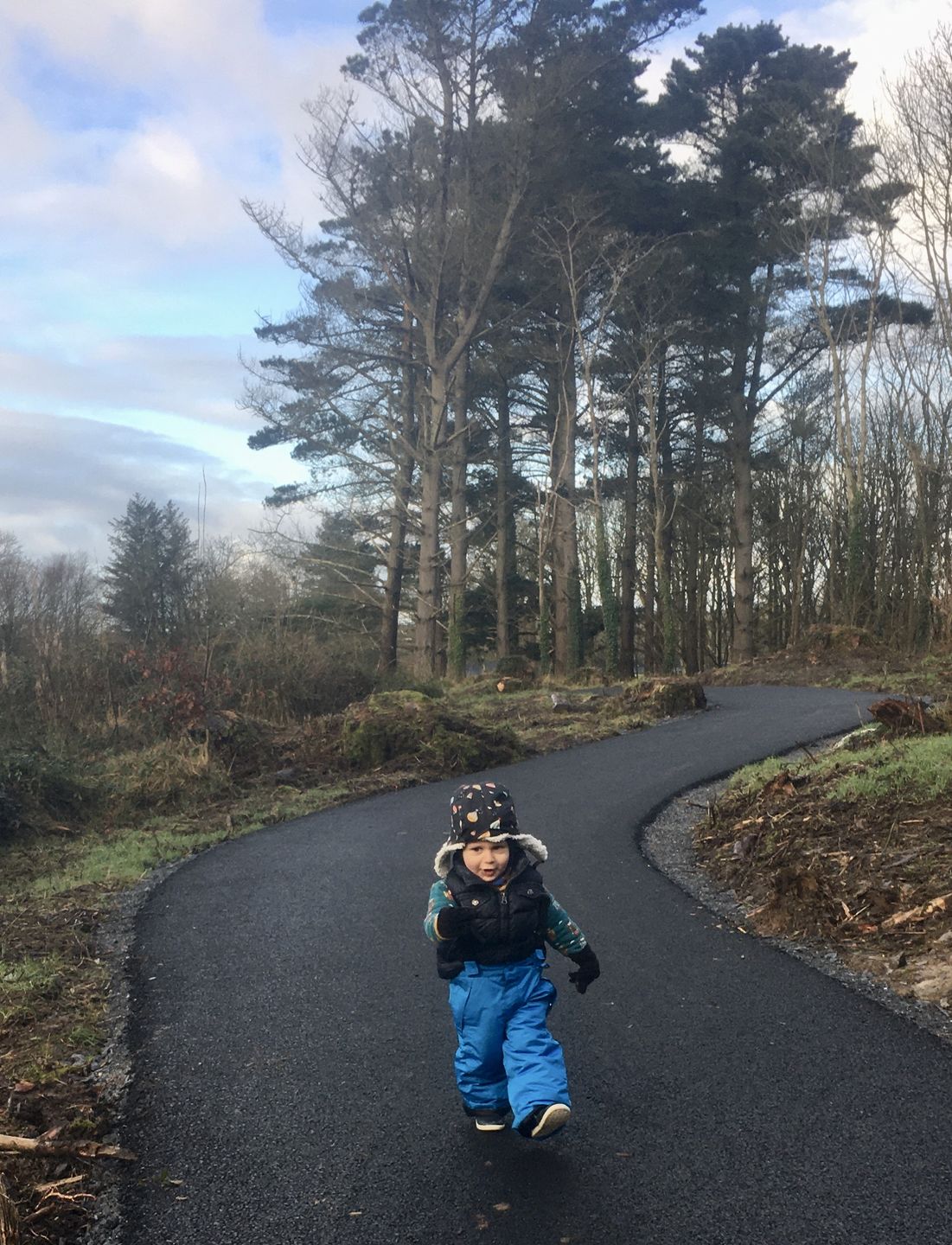 Customer photo review of Moon & Stars Sherpa Mitts