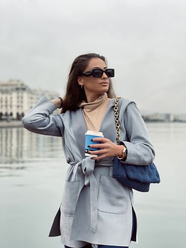 Customer photo review of Gustavo - Black