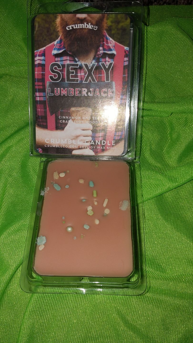 Customer photo review of Sexy Lumberjack Wax Melts