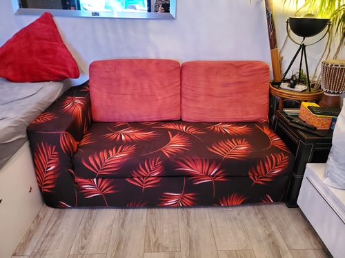 Customer photo review of Exotic red - Housses Extensibles de Fauteuil et Canapé - La Maison des Housses