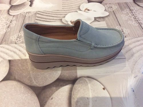 Customer photo review of Suede Genuine Leather Platform ShoesGenuine Leather