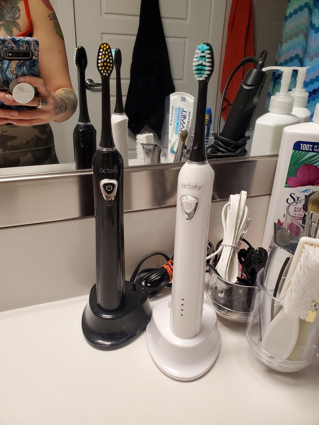 Customer photo review of Sonic Edge Electric Toothbrush