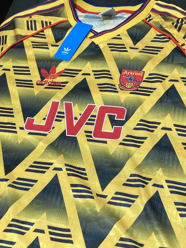 Customer photo review of Highbury 1991-93 Away (Bruised Banana)