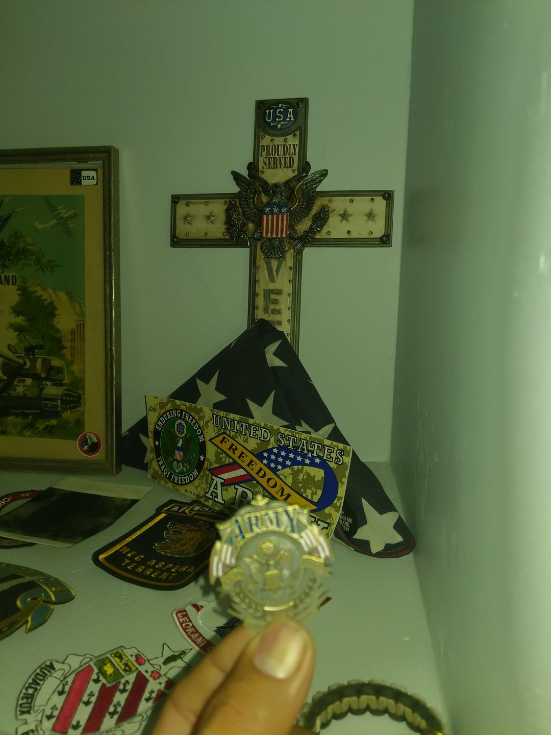 Customer photo review of US Army Veteran's Day Pin