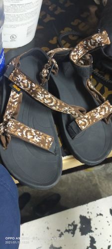 Adonis F. review of Teva Men's Winsted - Bramble Carafe image 1 out of 1