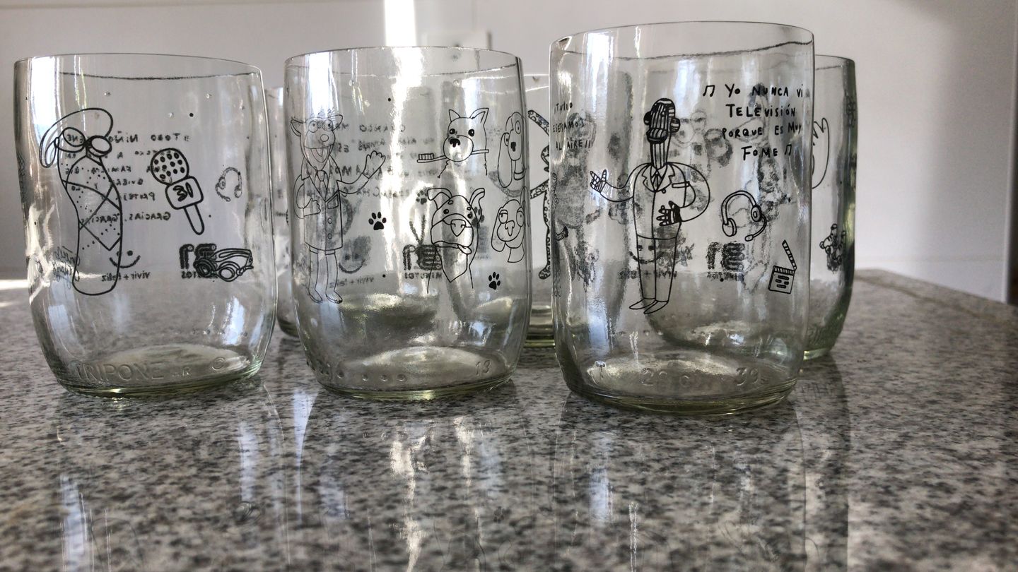 Customer photo review of Pack Estudio 31 Minutos Juegos de 6 Vasitos 200 Ml