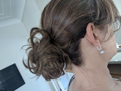 Customer photo review of JuvaBun Messy Bun
