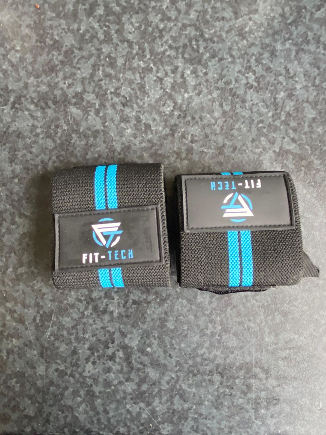 Customer photo review of Ultimate Support Wrist Straps