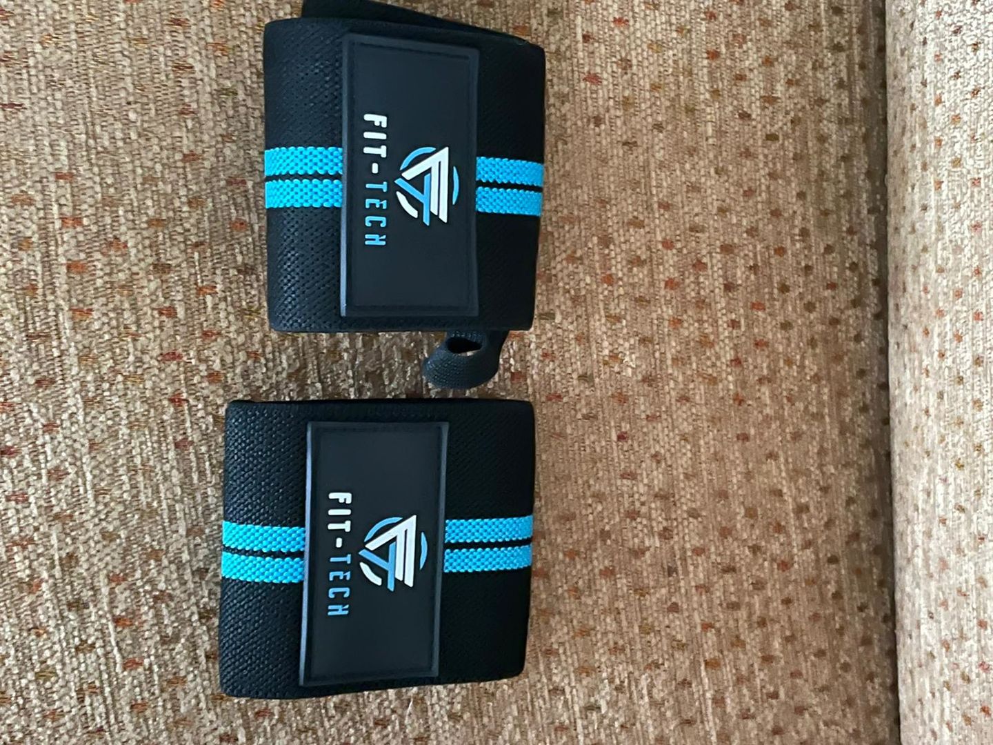 Customer photo review of Ultimate Support Wrist Straps