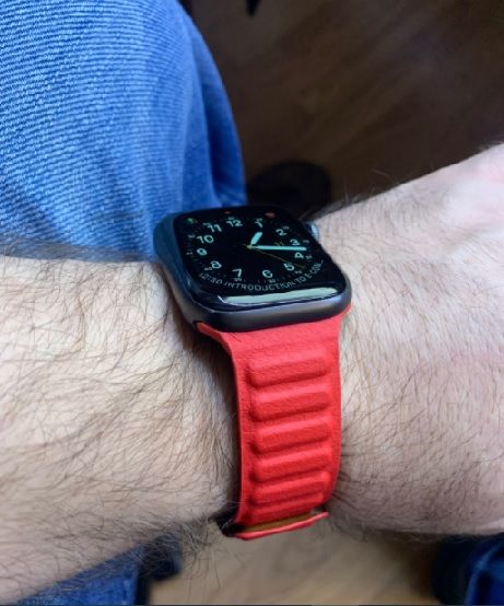 Customer photo review of Leather Link Magnetic Strap for Apple Watch