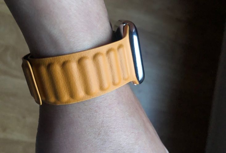 Customer photo review of Leather Link Magnetic Strap for Apple Watch