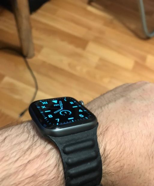 Customer photo review of Leather Link Magnetic Strap for Apple Watch