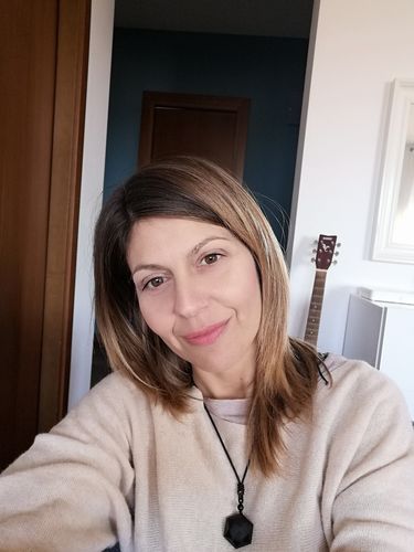 Customer photo review of Talismano "Esagono" in ossidiana nera