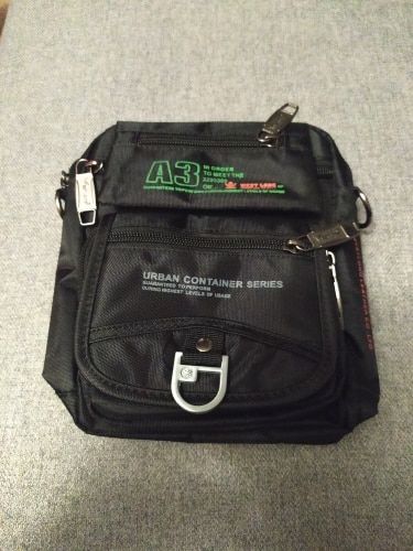 Customer photo review of Tactical Men Messenger Nylon Bag Outdoor Army Multifunction Travel Bag