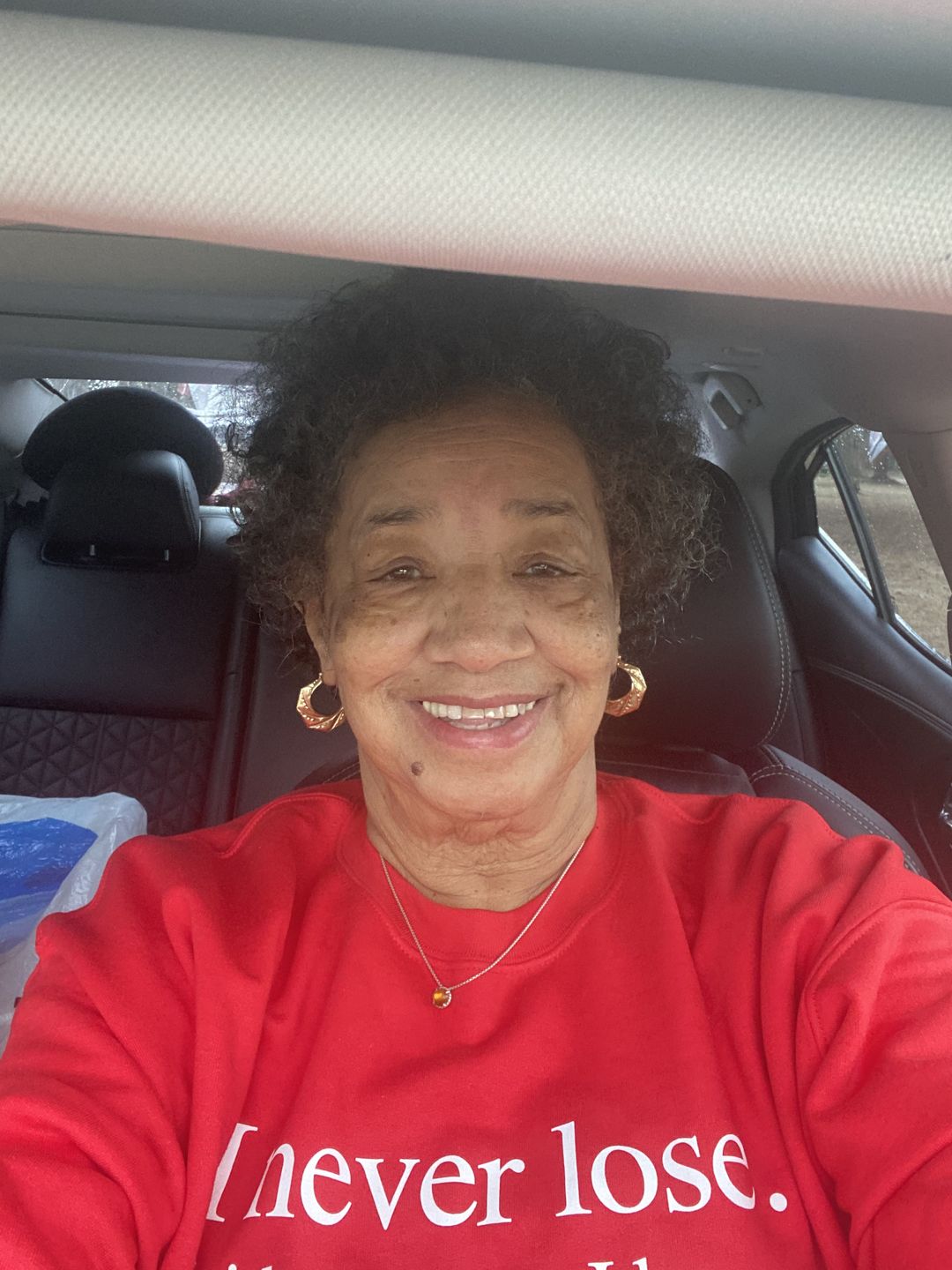 Customer photo review of I Never Lose -Nelson Mandela  Hoodie