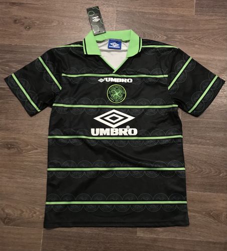 Customer photo review of Glasgow Celtic - 1997/1999 Away kit