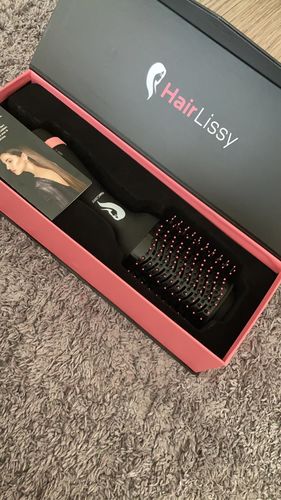 Customer photo review of NOUVELLE: La Brosse Lissante Professionnelle 3 en 1 HairLissy®