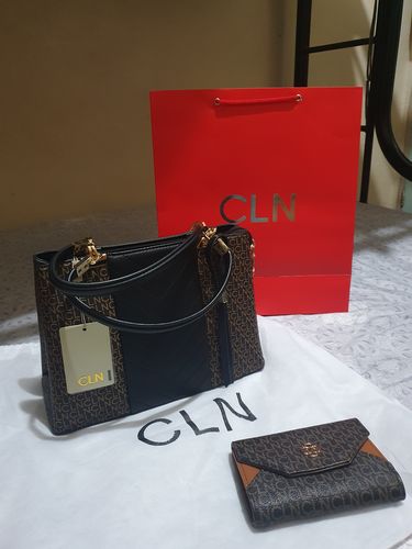 Customer photo review of Contentment Pouch