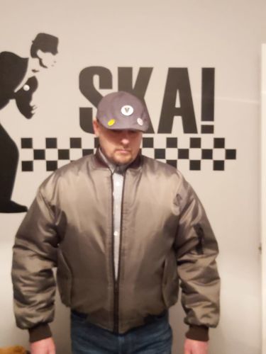 Customer photo review of Mens MA1 Flight Bomber Jacket - Olive