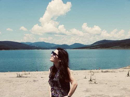 Customer photo review of Blanco - Cream