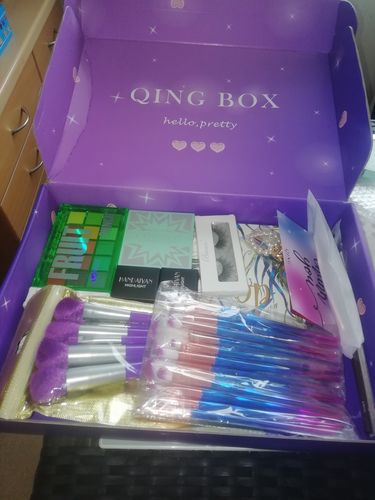 Customer photo review of Tropical Gift Box