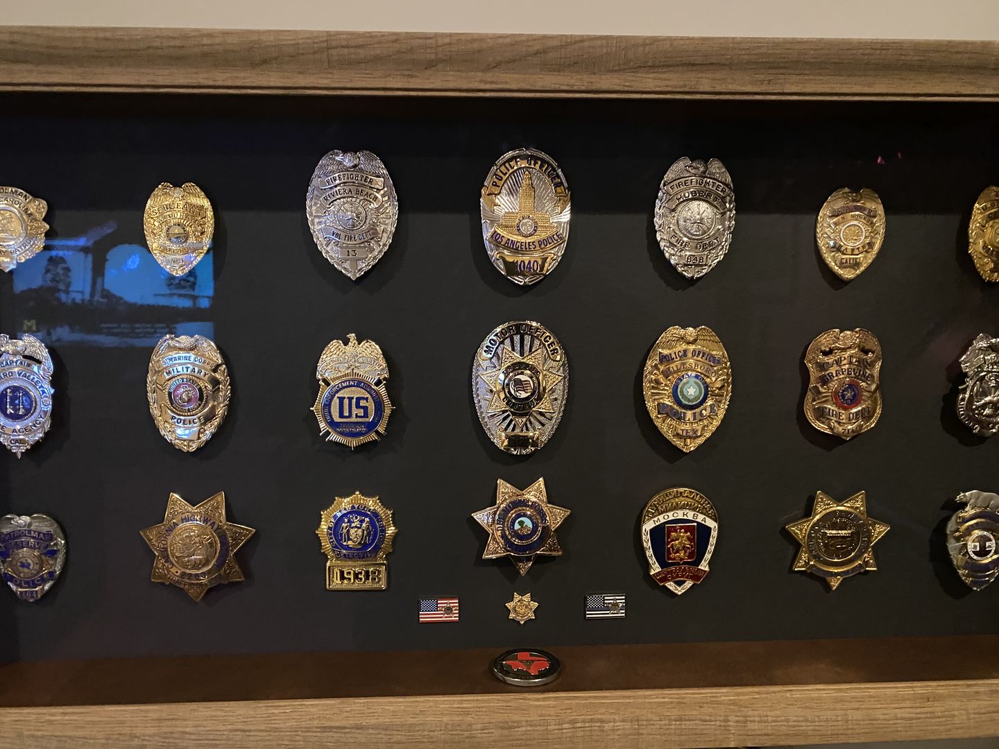 Customer photo review of USSS US Secret Service Special Agent Badge Solid Copper Replica Movie Props