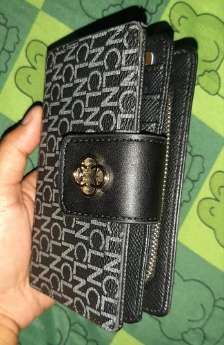 Customer photo review of Calanthe Wallet