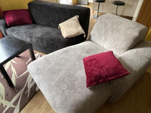Customer photo review of Noir - Housses en velours gaufré Extensibles de Fauteuil et Canapé - La Maison des Housses